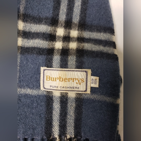 Authentic Burberry  Cashmere  Scarf - Picture 4 of 4